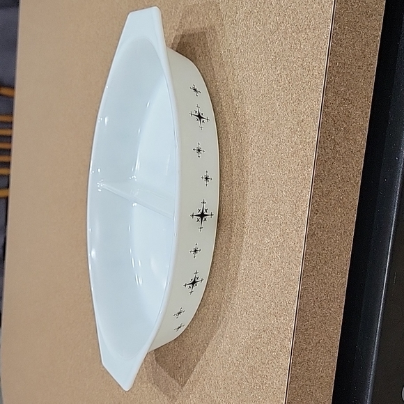 Vintage Pyrex "Compass" Divided Dish!!! - Picture 16 of 16